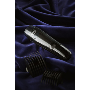 Camry CR2833 vákumos szakállvágó fekete