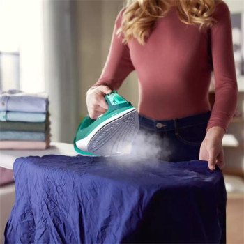 Philips DST3030/70 Series 3000 gőzölős vasaló türkizkék színű