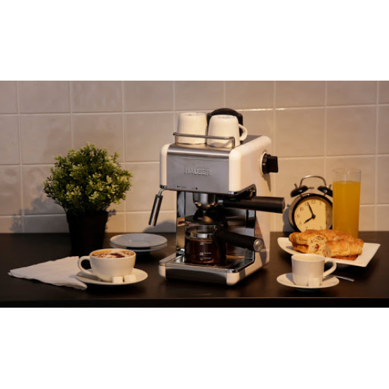 Hauser CE929W presszó kávéfőző, 800W, fehér szín 