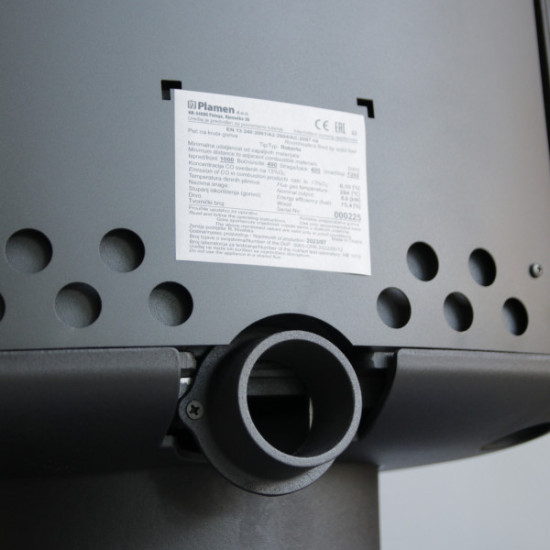 Plamen Roberto öntöttvas kandalló stílusos és eredeti dizájnnal, öntvény tűztérrel, külső levegő csatlakozás, 8.6kW 