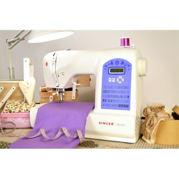 Singer 6680 Starlet varrógép asztallal, 80 öltésminta, akár 6,5 mm széles öltések. LCD kijelző