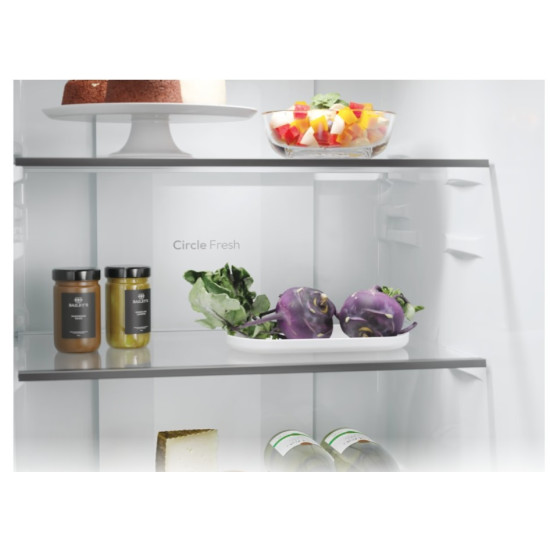 Candy CNCQ2T518EX No Frost alulfagyasztós kombinált hűtőszekrény, 197/82L, Wifi, 54.5x60.2x182.5 cm, inox szín 