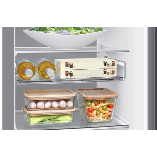 Samsung RS90F66BETEO side by side hűtőszekrény, AI Inverteres kompresszor, Wifi, 389/225L, 91.2x72.6x178.4 cm, Family Hub™, matt metál DOI szín 