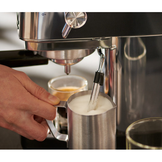 Tchibo Lapressa presszó kávéfőző, 1300W, ezüst szín 