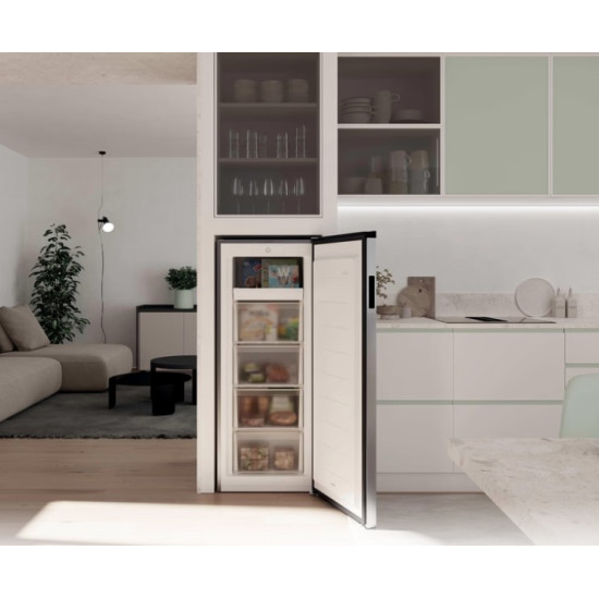 Candy CNUQ2L513EX fagyasztószekrény, 169L, 54.5x57x138 cm, inox szín 