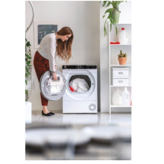 Hoover NDPEH9A3TCBEXS-S hőszivattyús szárítógép, gőz, inverter motor, 9 kg, 59.6x60.4x85 cm 