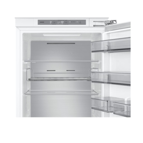 Samsung BRB80F30AEF0EO No Frost beépíthető alulfagyasztós kombinált hűtőszekrény, Wifi, 224/74L,54x55x193.5 cm 