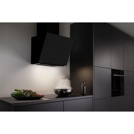 Hisense CH6IN6226B beépíthető falra szerelhető döntött kürtös konyhai elszívó, 59.5x41.2x45 cm, fekete szín 