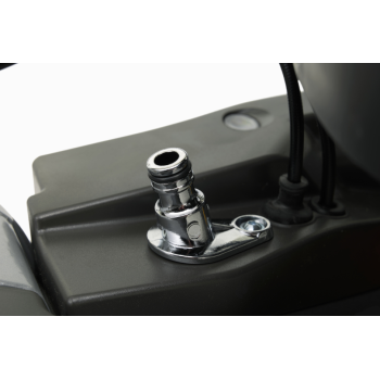 Stiga TWINCLIP 950 VE benzinmotoros önjárós fűnyíró,hátsó és oldalsó kidobás, mulcsozás, gyűjtés funkció, 3.2kW, gombnyomással indítható, Engine Start rendszer 