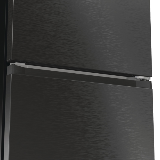 Hisense RB5P410SAFA No Frost alulfagyasztós kombinált hűtőszekrény, 283/130L,Wifi, inverteres kompresszor, 59.5x65.8x203 cm, fekete szín 