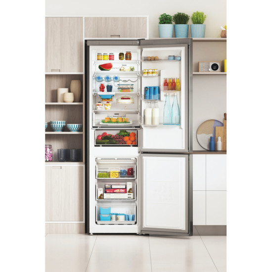 Indesit INFC9 TO32X Total No Frost alulfagyasztós kombinált hűtőszekrény, 263/104L, 59.6x67.8x202.7 cm, inox szín 
