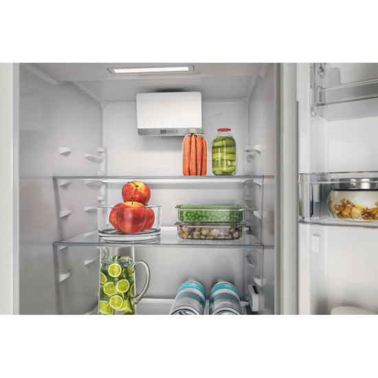 Whirlpool WHC20D013D1 beépíthető alulfagyasztós kombinált hűtőszekrény, Zen Inverter Kompresszor, 221/79L, 54x54.5x193.5 cm