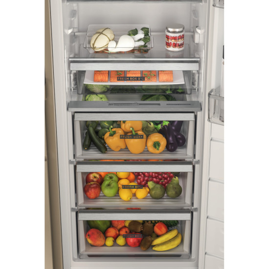 Whirlpool WHSD18A033C2 P beépíthető egyajtós hűtőszekrény, 306L, 54x54.5x177 cm