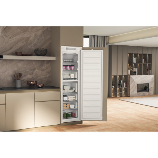 Whirlpool WHSD18F013D1 No Frost beépíthető fagyasztószekrény, 209L, 54x54.5x177.1 cm