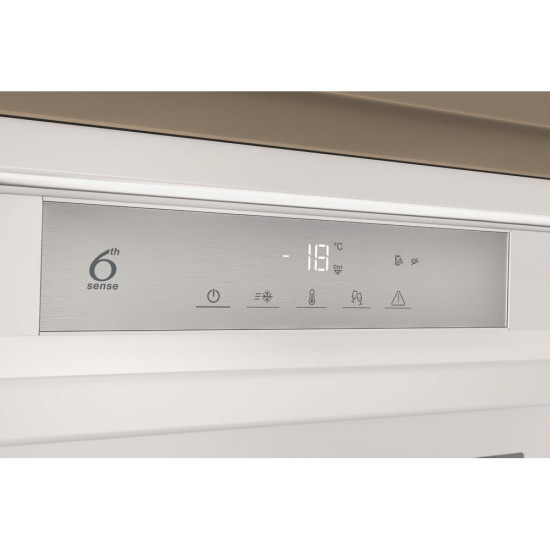 Whirlpool WHSD18F013D1 No Frost beépíthető fagyasztószekrény, 209L, 54x54.5x177.1 cm