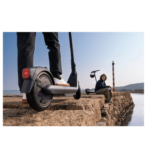 Segway-Ninebot KickScooter E2 E PRO elektromos roller 