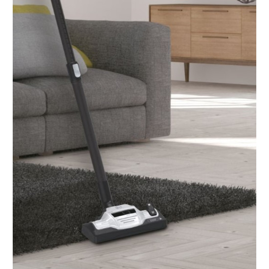 Hoover HE510HM 011 porzsákos porszívó, piros/fekete szín, 700W