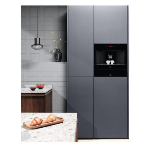 Electrolux KBC85Z beépíthető kávéfőző, 59.5x45x45.5 cm, fekete 