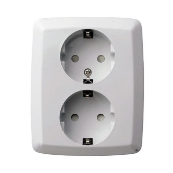 GAO WAVE 2 férőhelyes földelt aljzat gyermekvédelemmel, süllyesztett beltéri kivitel kerettel, fehér