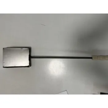 Salakoló hamukiszedő lapát