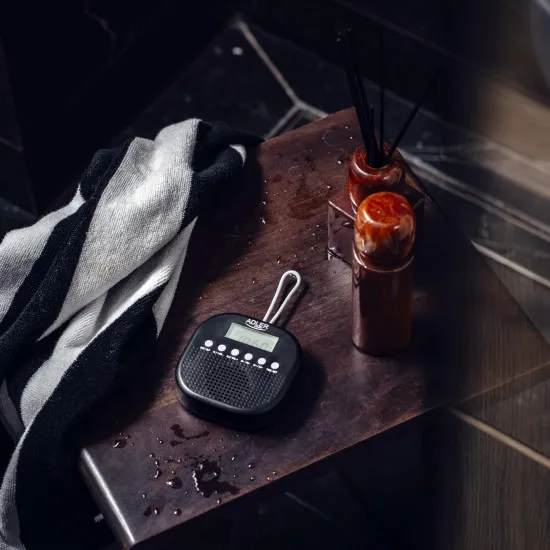 Adler AD1912 univerzális vízálló FM rádió óra funkcióval