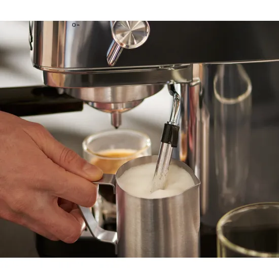 Tchibo Lapressa presszó kávéfőző, 1300W, ezüst szín 