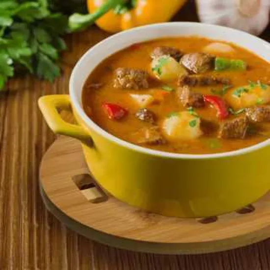 Westmark 15592270 konyhai alátét, 2 db, 20 cm átmérővel, edényekhez, serpenyőkhöz, tálakhoz, kancsókhoz, lábasokhoz, bambusz 