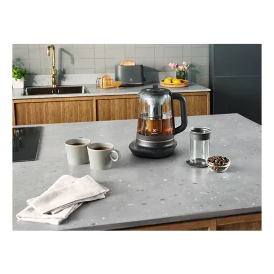 Electrolux E7GK1-8BP üveg vízforraló tea szűrővel 7fokozat 
