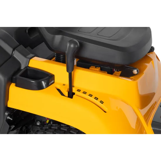 Stiga ESTATE 384 M fűgyűjtős fűnyíró traktor,mechanikus váltóval,gyűjtő,hátsó kidobó funkcióval