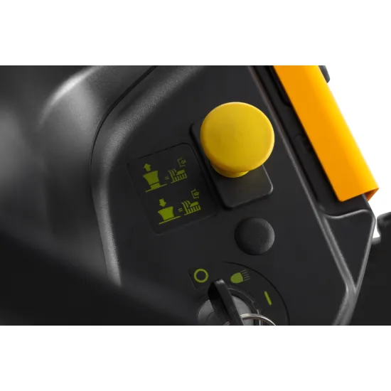 Stiga TORNADO 398M oldalkidobós fűnyíró traktor,oldalsó kidobás,mechanikus váltóval