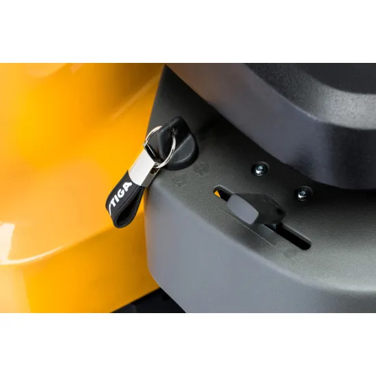 Stiga PARK 300 frontkaszás fűnyíró traktor, 3000m2 (Vágóasztal nélkül), hidrosztatikus váltóval 