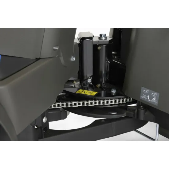 Stiga PARK 500 W, 7000m2,frontkaszás fűnyíró traktor (Vágóasztal nélkül),mulcsozás,hátsó kidobás funkcióval ,hidrosztatikus váltóval 