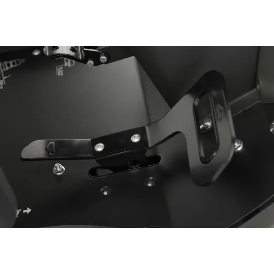 Stiga PARK 700 W, 8000m2, frontkaszás fűnyíró traktor (Vágóasztal nélkül), hidrosztatikus váltóval,mulcsozás,hátsó kidobás