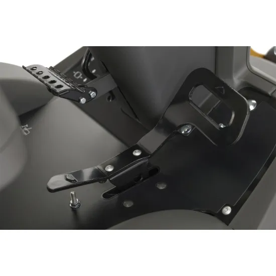 Stiga PARK 900 WX 4WD,9500m2 (Vágóasztal nélkül ) frontkaszás fűnyíró traktor, hidrosztatikus váltóval