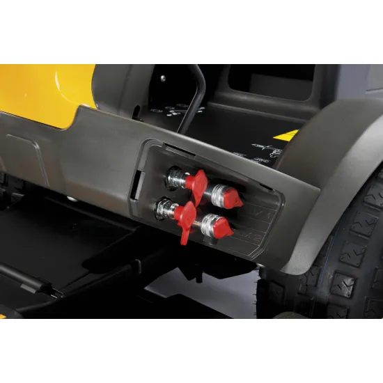 Stiga PARK PRO 900 AWX 4WD,13000m2, frontkaszás fűnyíró traktor(Vágóasztal nélkül), hidrosztatikus váltóval