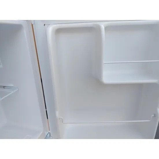 Hausmeister HM3101H hűtőszekrény, 40L, 44x48.5x49.5 cm 