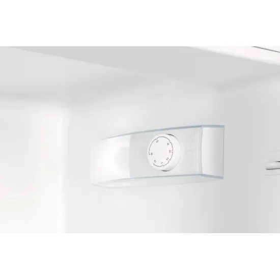 Zanussi ZRDN39FW hűtőszekrény 186 cm