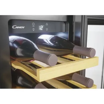 Candy CCVB 30/1 beépíthető/szabadonálló borhűtő 20 palack