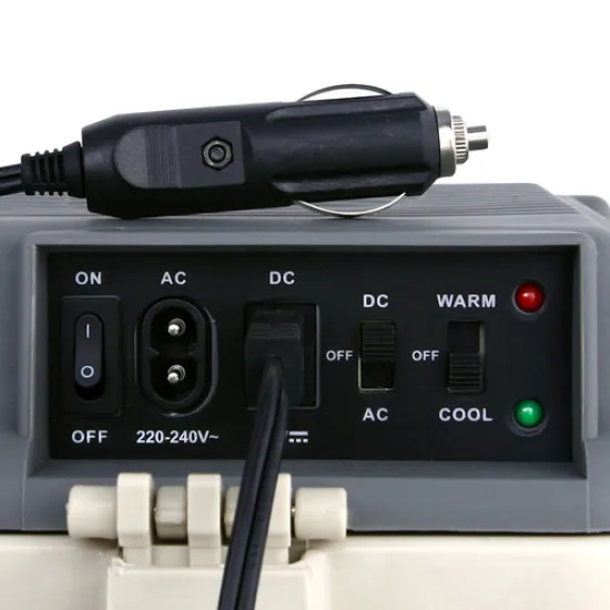 Camry CR8065 autós hűtőtáska 24l hálózati 230V/autós üzemmód 12V