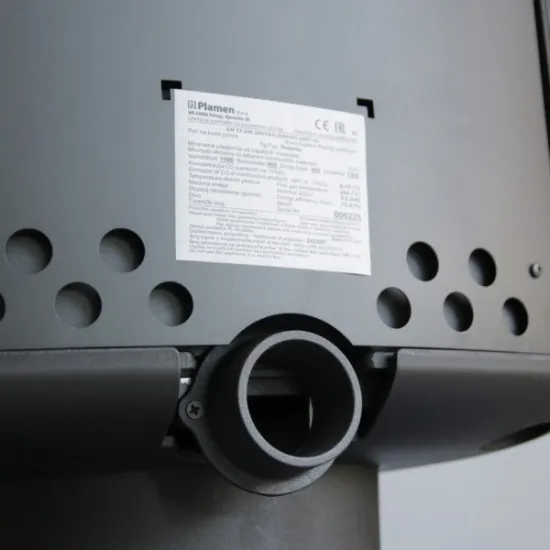 Plamen Roberto öntöttvas kandalló stílusos és eredeti dizájnnal, öntvény tűztérrel, külső levegő csatlakozás, 8.6kW 