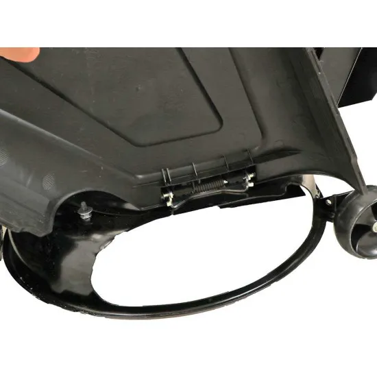 Troy-Bilt, MTD Horse 107T-S AutoDrive oldalkidobós mulcsozós 2 hengeres fűnyíró traktor 107 cm, 11,4 kW