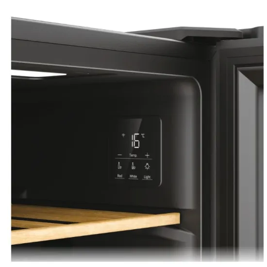 Candy CWC058 borhűtő,58 palackos,WiFi, LED világítás, 47.5x45.6x128 cm 