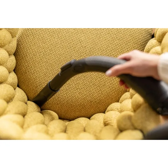 Gorenje VCE01G4AEBK porzsákos porszívó, 800W, fekete szín 