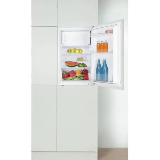 Amica BM132.3i(E) beépíthető egyajtós hűtőszekrény fagyasztóval, 100/16L, 54x54x87.5 cm
