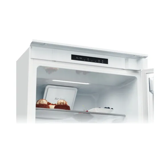 Candy CNBQL3518EV beépíthető alulfagyasztós kombinált hűtőszekrény, 194/74L, 54x55x177.2 cm 