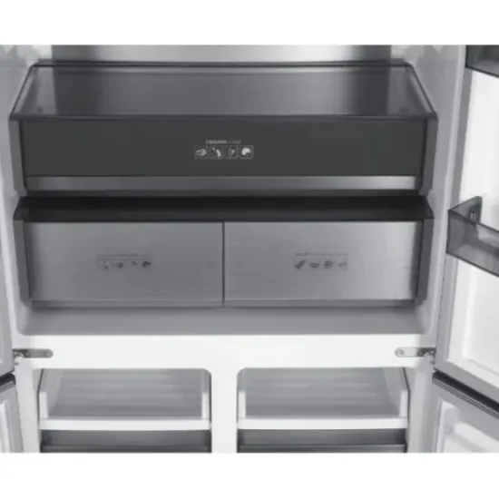 Samsung RM90F67CECEO side by side hűtőszekrény francia ajtós kialakítással, 399/255L, AI inverteres kompresszor, Wifi, 91.2x73.1x185.3 cm, tiszta szénfekete szín 