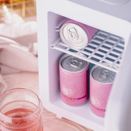 Adler AD8084W mini hűtőszekrény 4L, fehér szín 