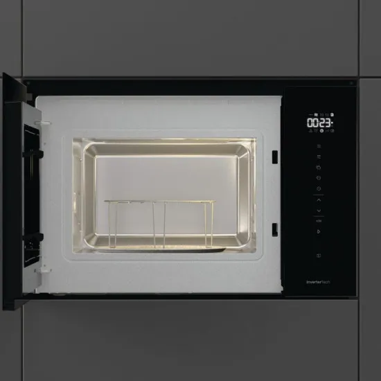 Hisense BIM325GI63DBG beépíthető mikróhullámú sütő, 900W, 25L, 59.5x39.6x38.6 cm, fekete szín 