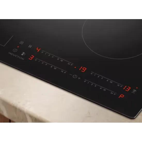 Electrolux EIV63443CT beépíthető indukciós kerámialap, Bridge összekapcsolható főzőzóna, 59x52x4.4 cm, matt fekete szín 