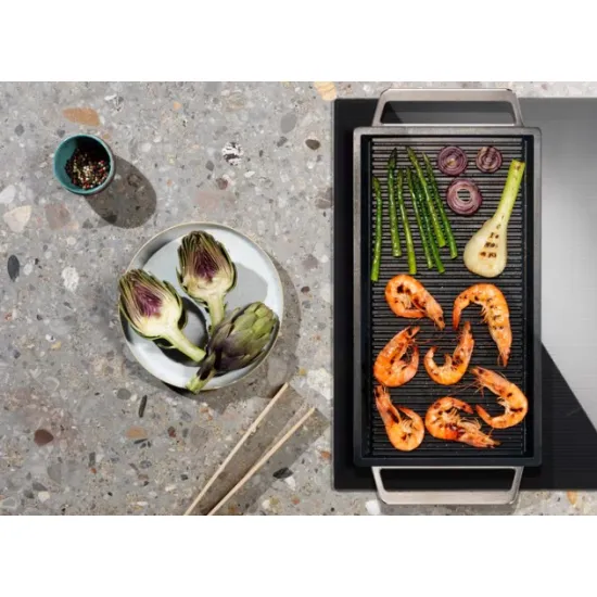 Electrolux EIV63443CT beépíthető indukciós kerámialap, Bridge összekapcsolható főzőzóna, 59x52x4.4 cm, matt fekete szín 